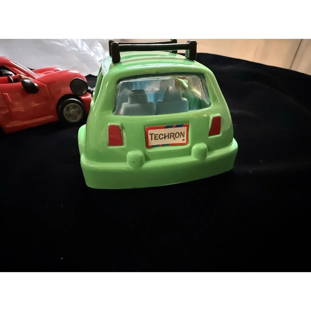 1996 The Chevron Cars Lot Tony Turbo & Wendy Wagon # 2 &3